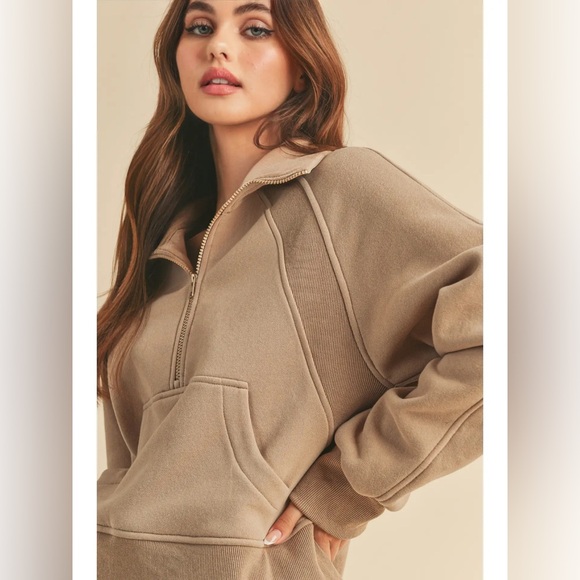 Aemi & Co Dove Funnel Neck Half Zip in Pale Blue - Picture 4 of 6